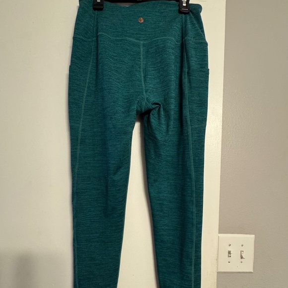 Manduka leggings - Picture 2 of 4